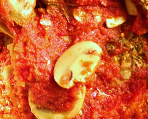 Hot Food- Mushrooms and sauce thumbnail